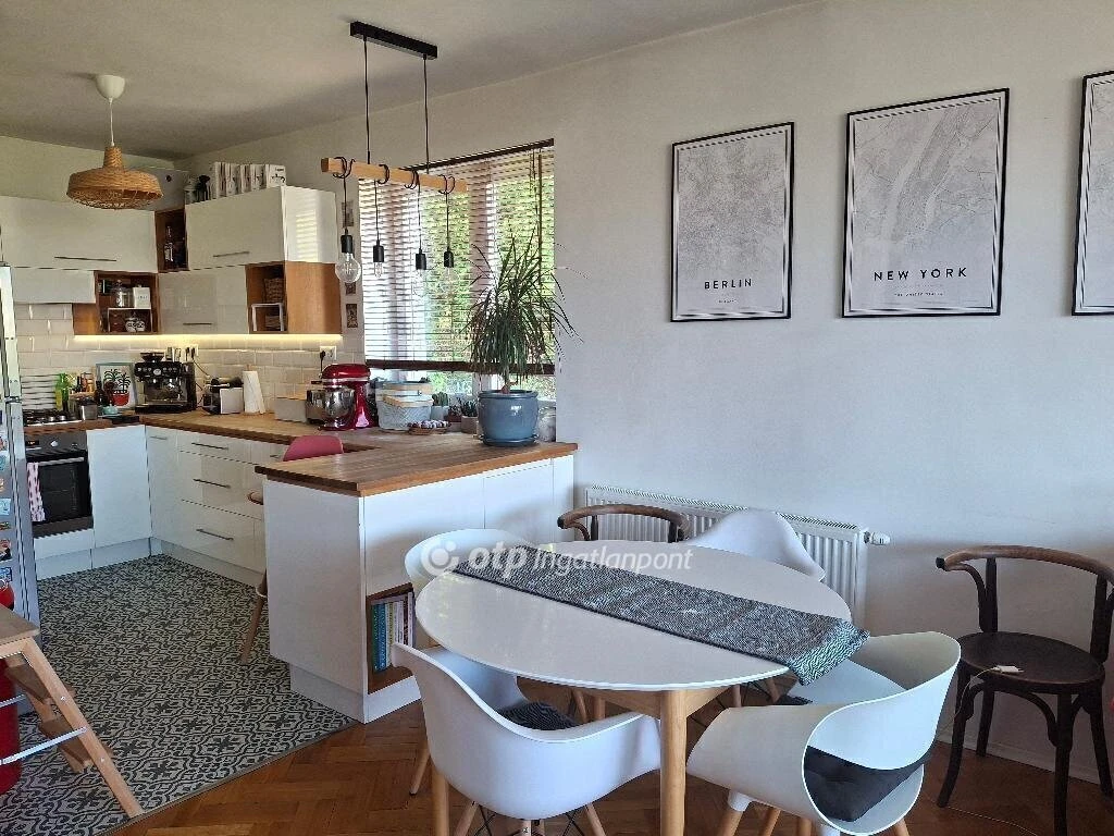 Eladó Lakás, Budapest 2. ker.