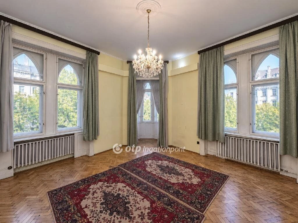 Eladó Lakás, Budapest 8. ker.