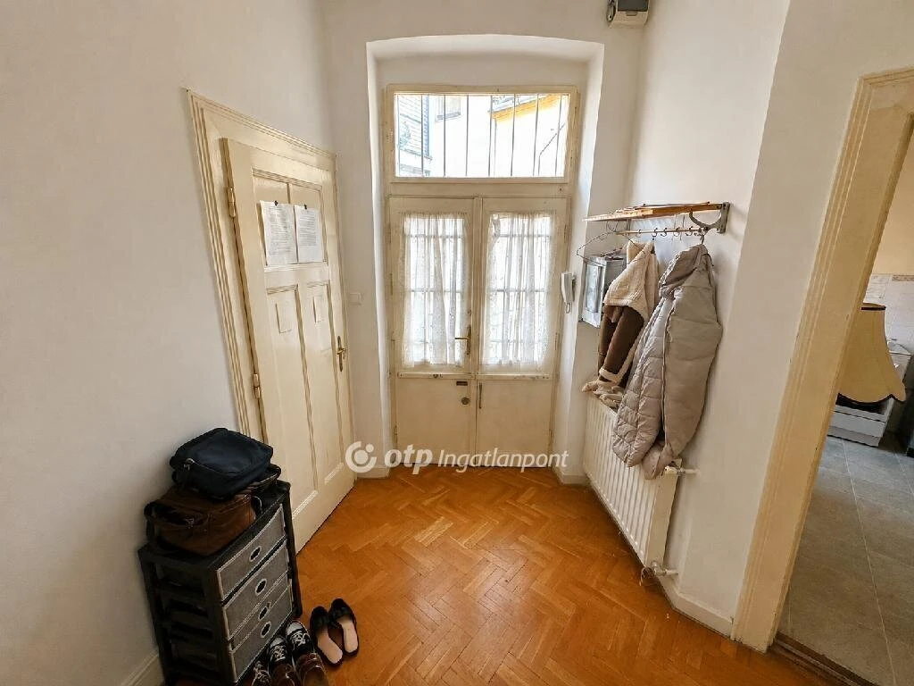 Eladó Lakás, Budapest 8. ker.