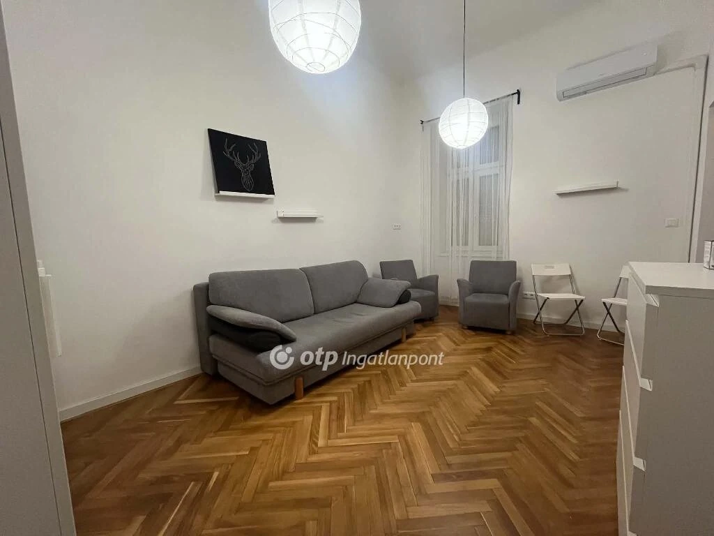 Eladó Lakás, Budapest 8. ker.