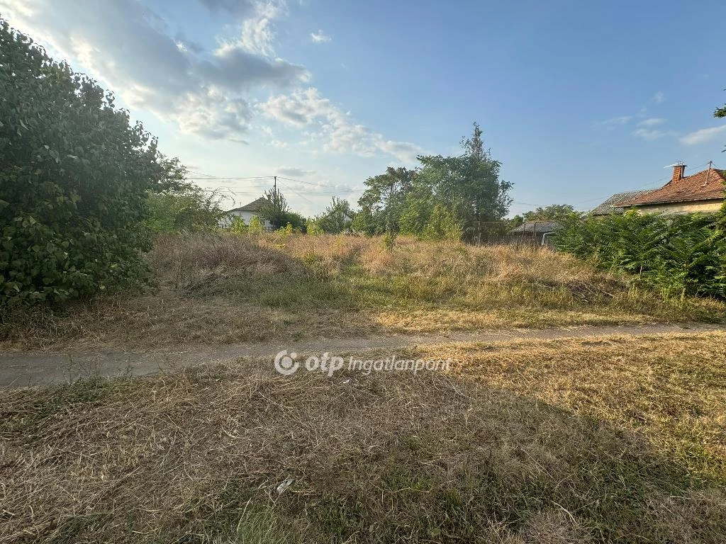 For sale building plot, Abádszalók, Füredi úthoz közel