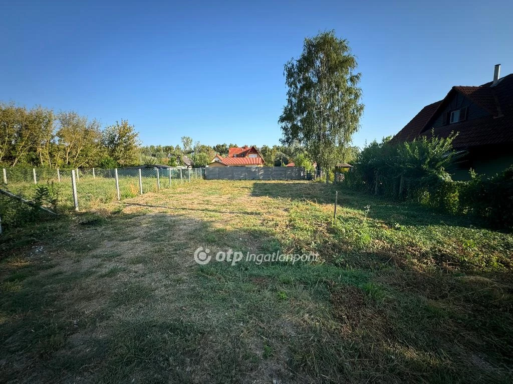 For sale building plot, Poroszló, Üdülőterület