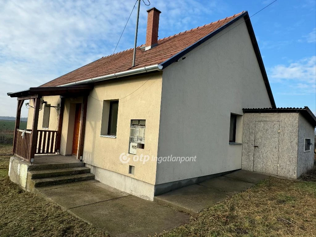 For sale house, Tiszaszőlős, Csendes