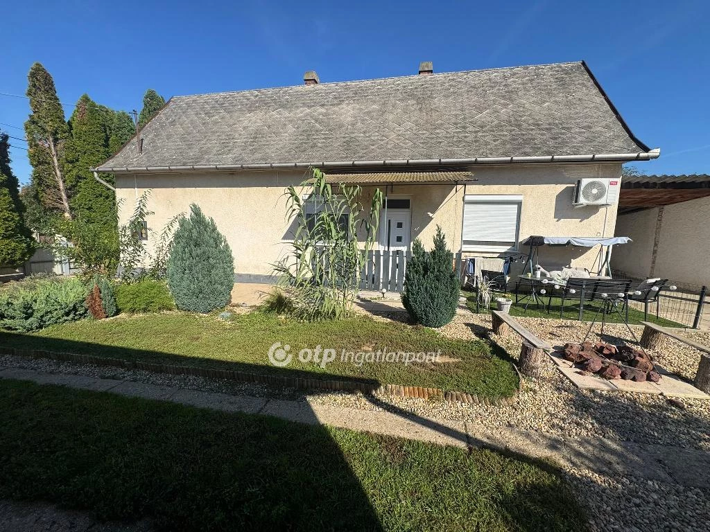 Eladó családi ház, Tiszafüred, Shell benzinkút környéke