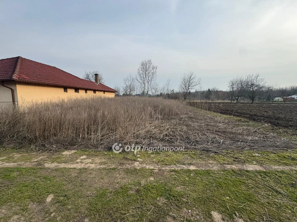 Eladó építési telek, Tiszafüred, Kertváros