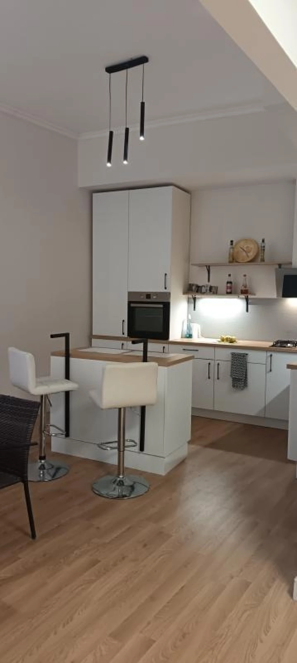 Eladó téglalakás, Budapest VI. kerület, Nagykörúton belüli terület