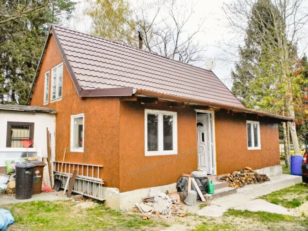 For sale house, Pócsmegyer, Surány