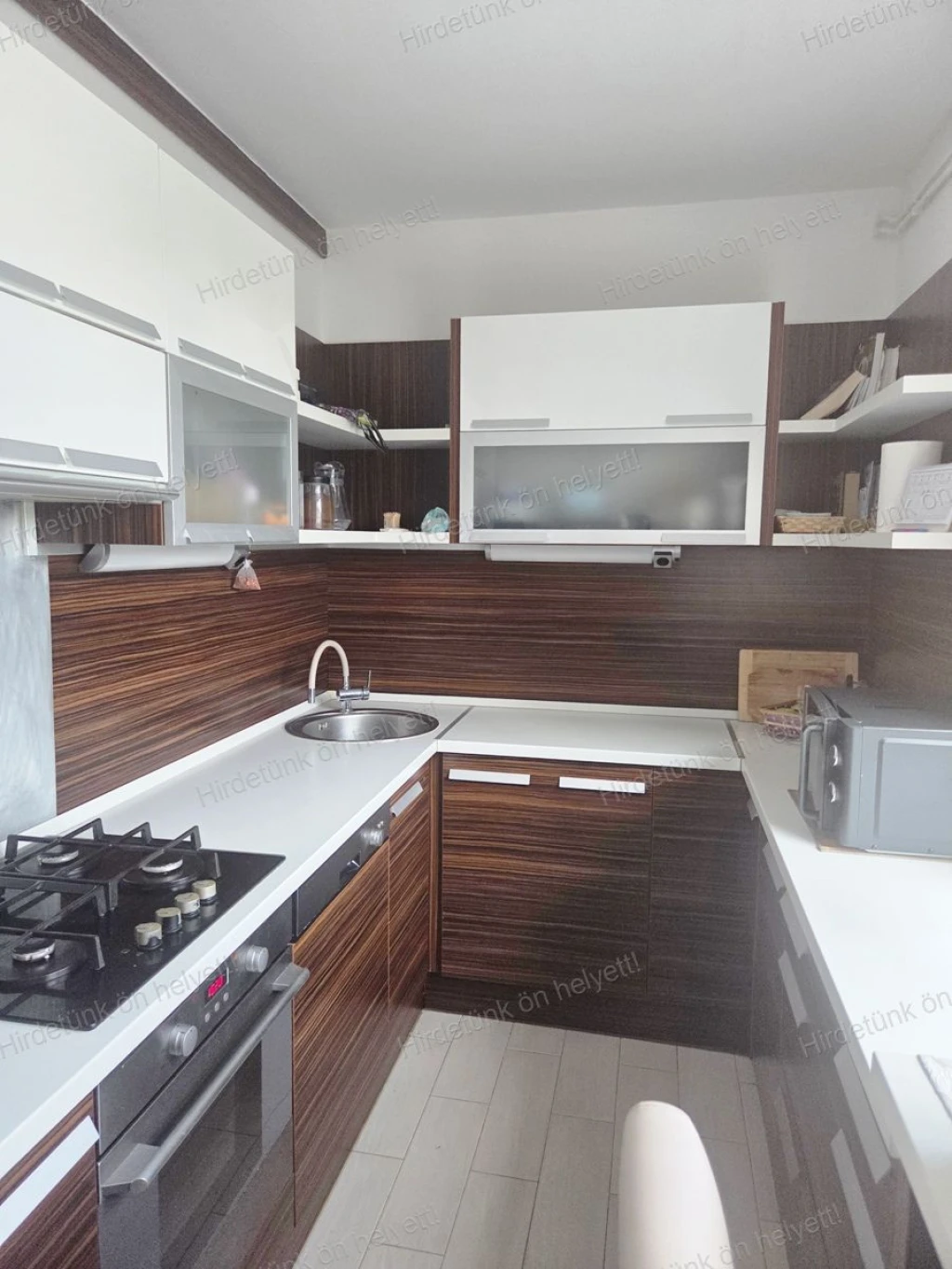 Hívja a tulajdonost, elérhetősége: Karl Brigitta +436606800995