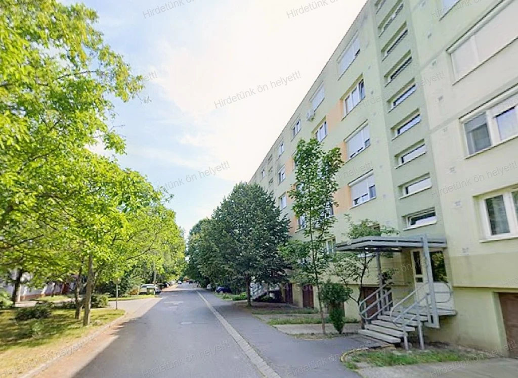 Hívja a tulajdonost, elérhetőségével kapcsolatban keressen minket!