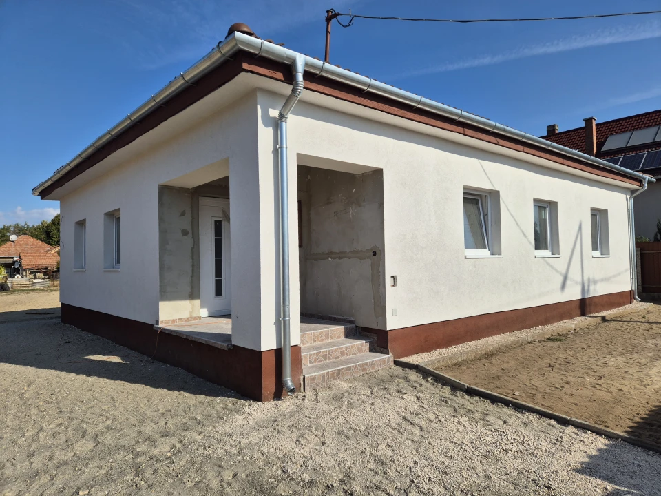 Eladó családi ház, Örkény