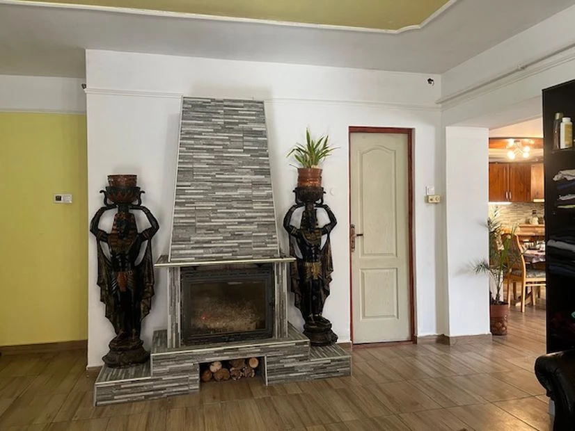 For sale house, Taksony