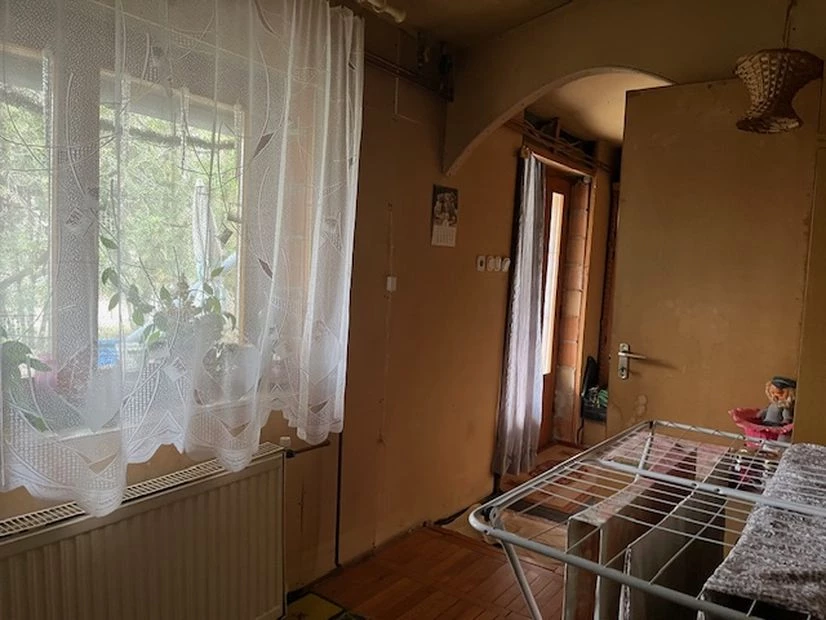 Eladó családi ház, Taksony