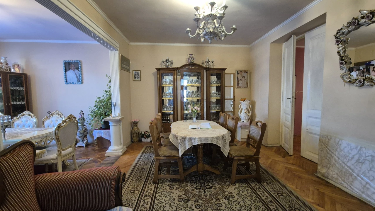 Eladó téglalakás, Sárvár