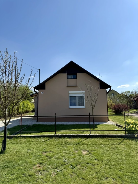 For sale weekend house, Borgáta