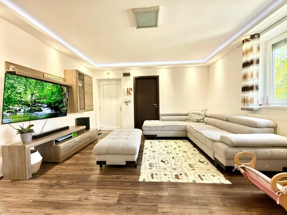 For sale brick flat, Sárvár