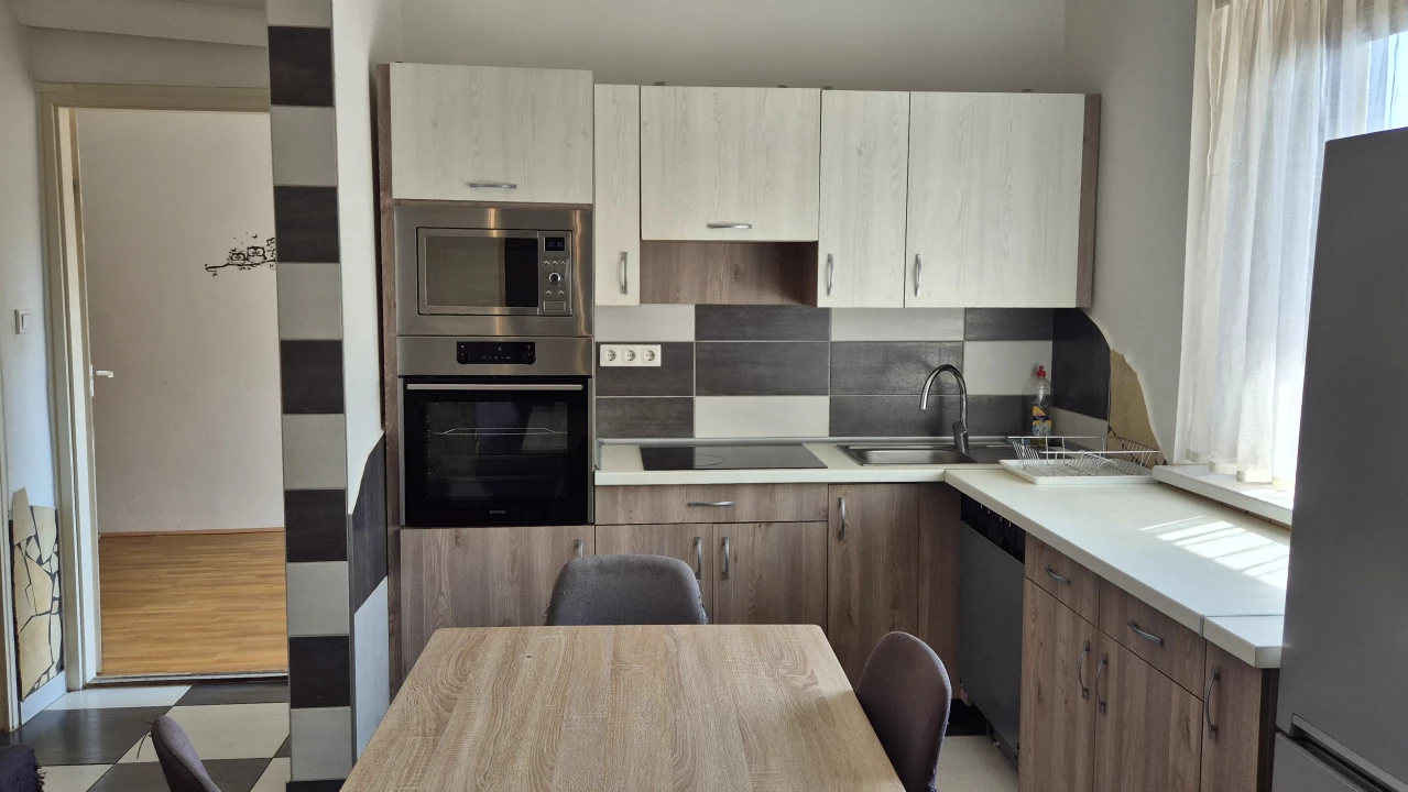 For sale brick flat, Sárvár