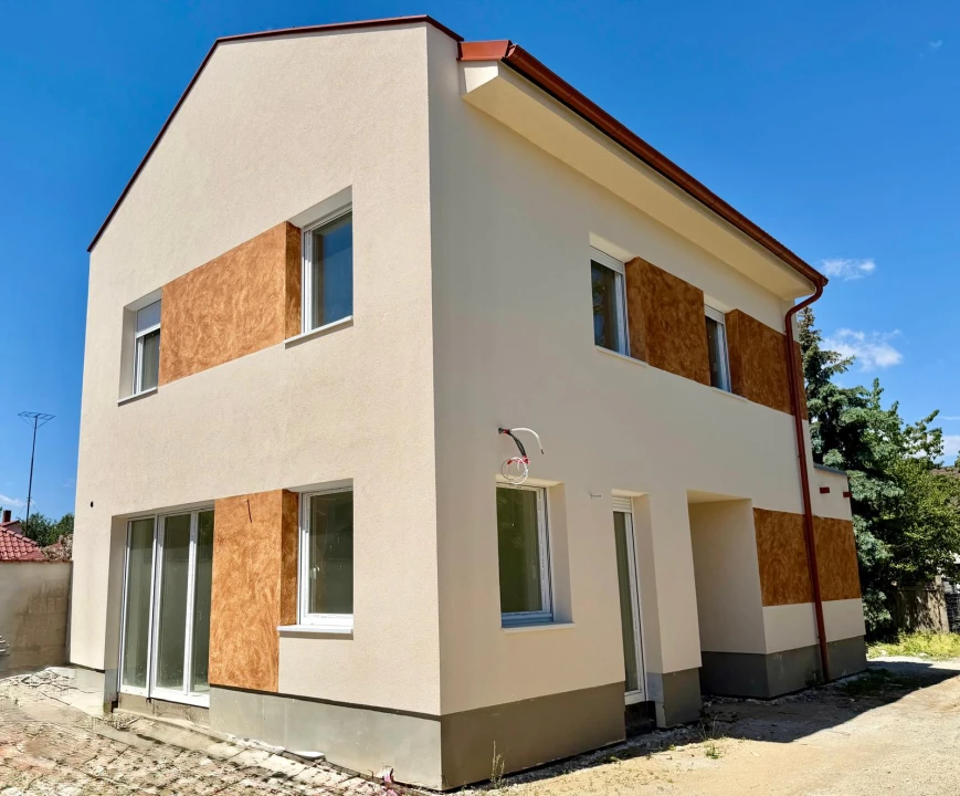 Eladó családi ház, Sárvár
