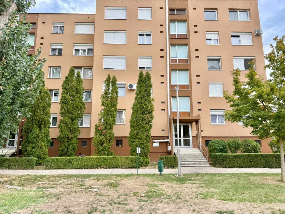 c3-1-name c2-20-name, Sárvár