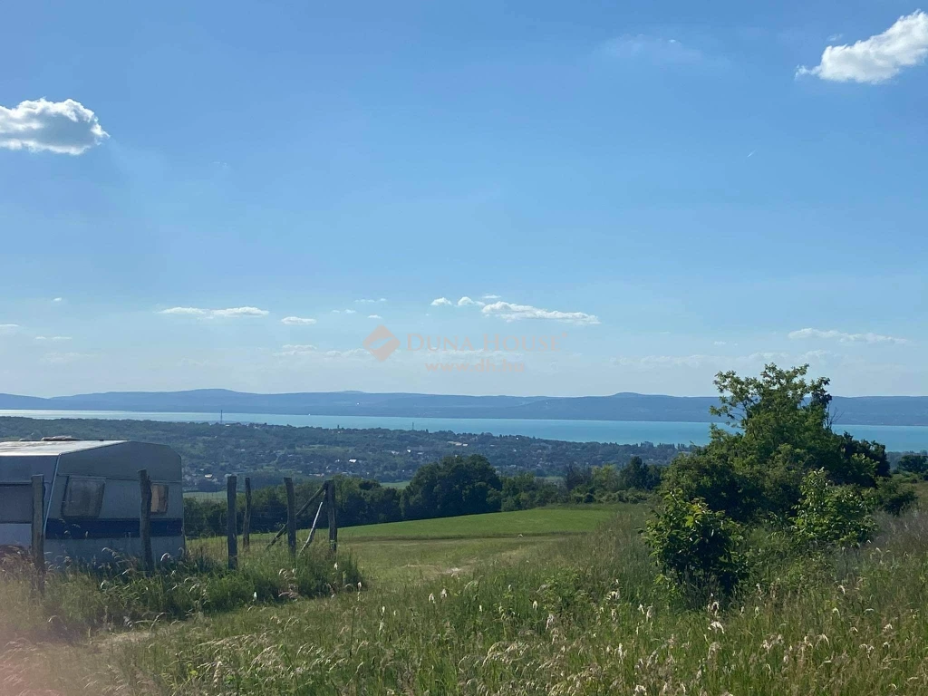 Eladó Telek, Kőröshegy