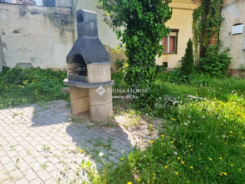 Eladó Lakás, Siófok