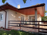Eladó ház, Úrhida