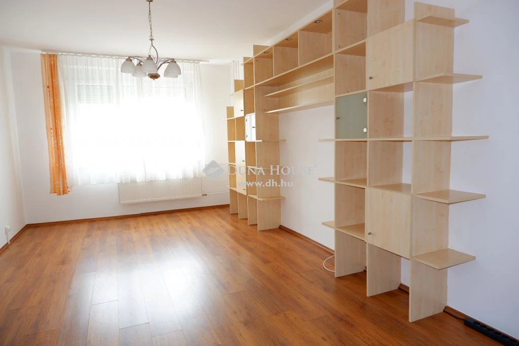 For sale panel flat, Székesfehérvár, Belváros és környéke