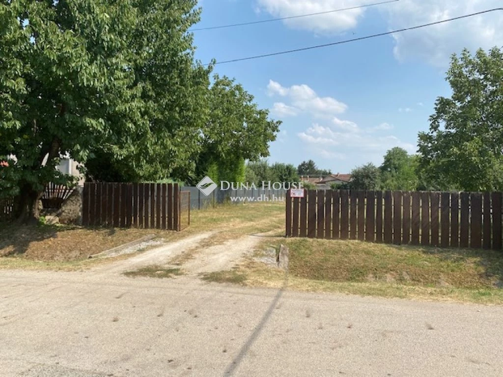 For sale building plot, Pázmánd