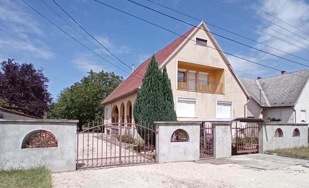 For sale house, Szabadbattyán