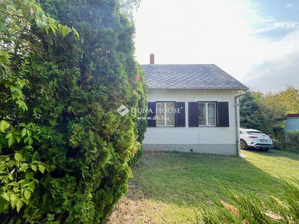 For sale house with a garden, Fehérvárcsurgó