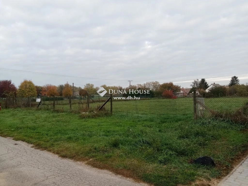 For sale building plot, Ságvár