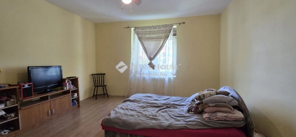 3 szobás, 75m2
