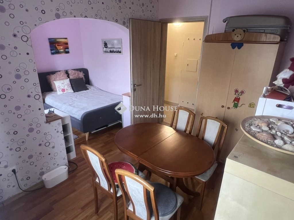 For sale panel flat, Székesfehérvár