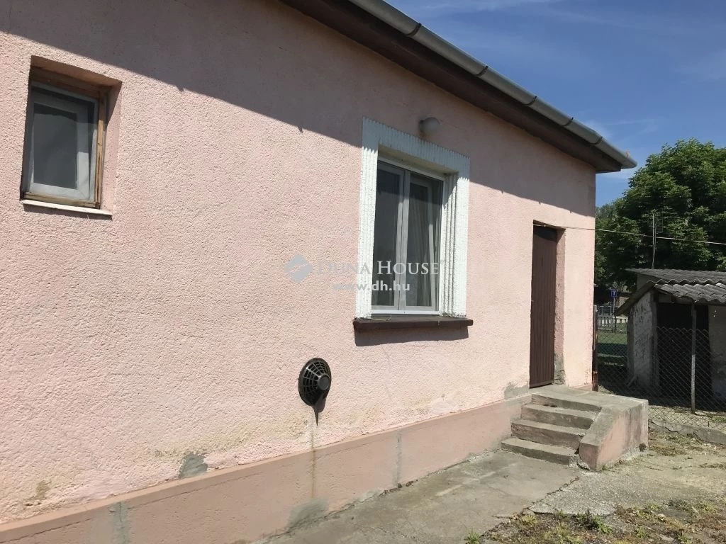 For sale house, Pusztaszabolcs