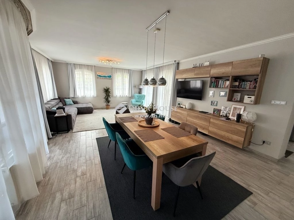 For sale house, Székesfehérvár, Vezér és Író utcák környéke