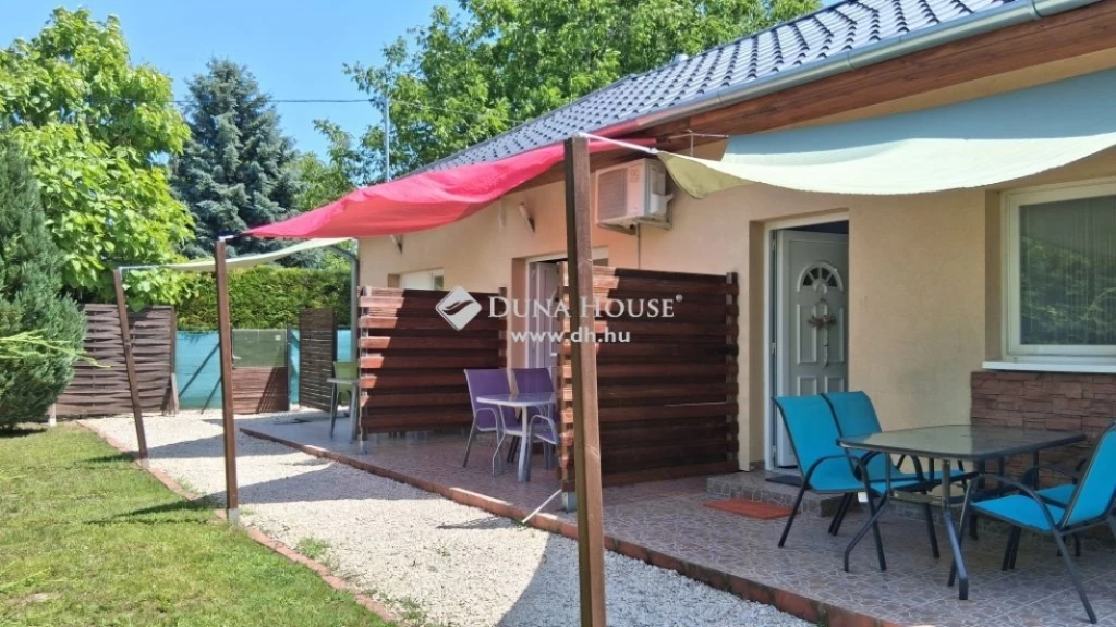 Eladó apartmanház, Siófok