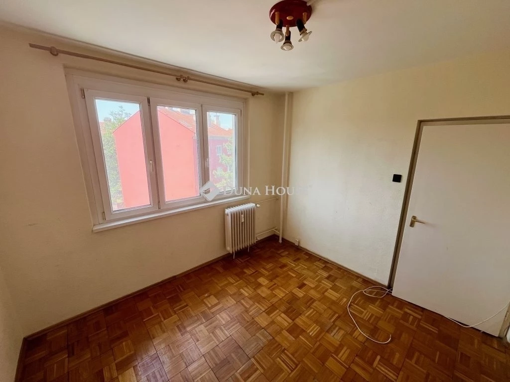 Eladó lakás, Székesfehérvár