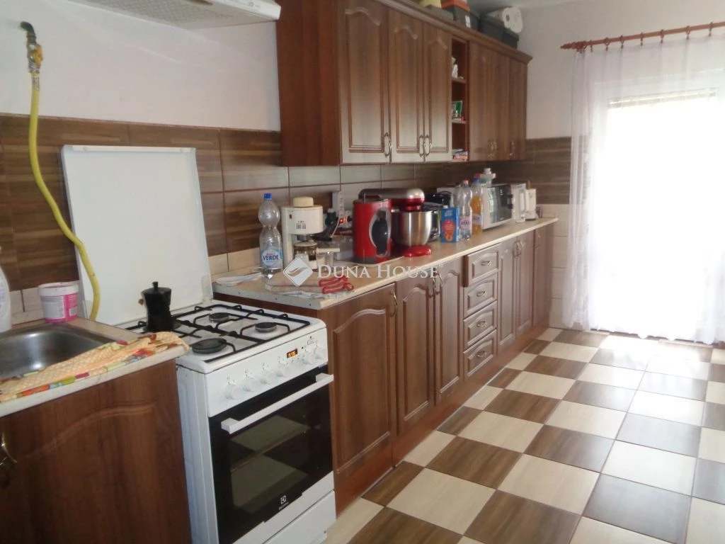 Eladó ház, Polgárdi