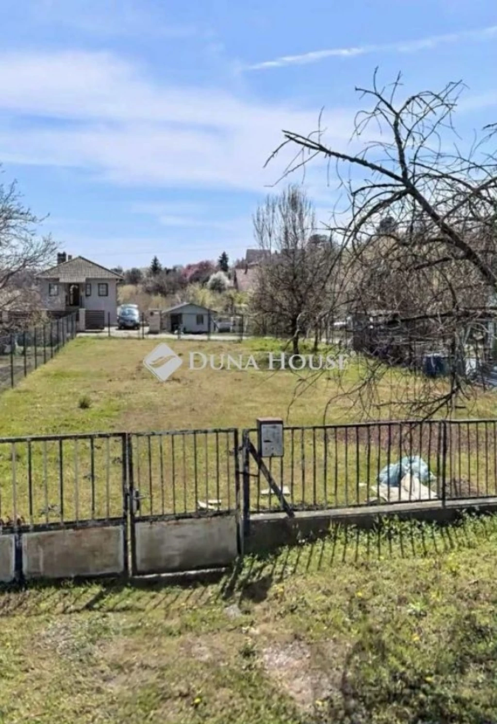 Eladó telek, Balatonföldvár