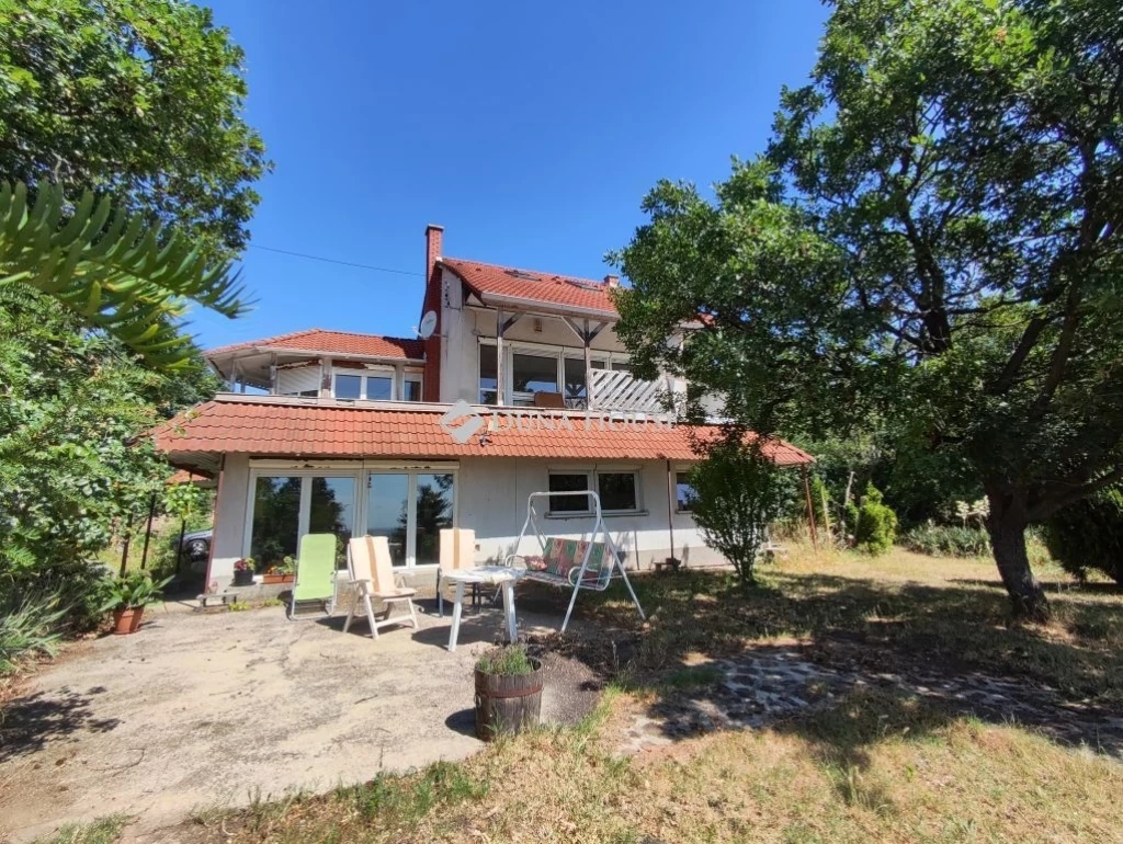 For sale house with a garden, Sukoró