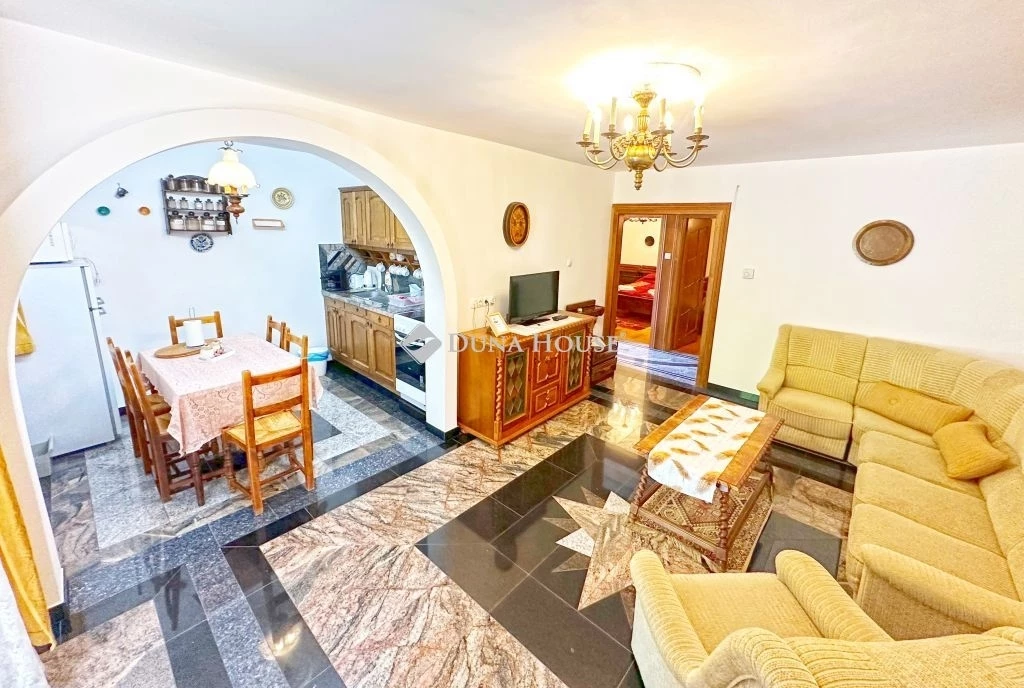 Eladó ház, Szántód