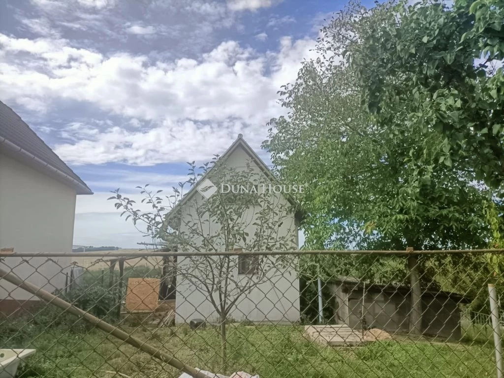 For sale house with a garden, Adony