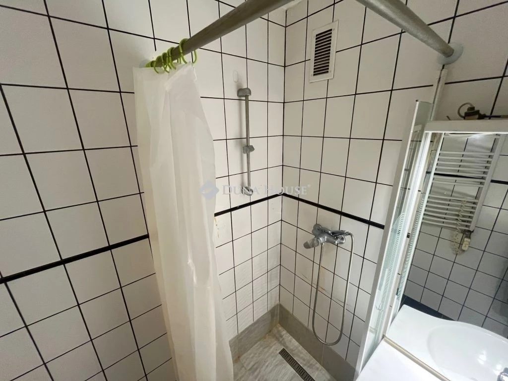 Eladó lakás, Székesfehérvár