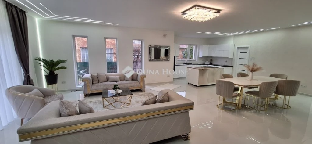 c3-1-name c2-1-name, Budakalász