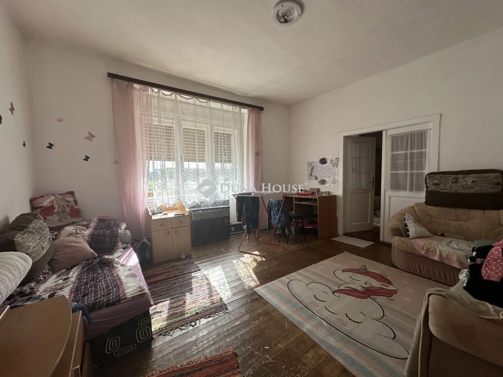 Eladó ház, Alsószentiván