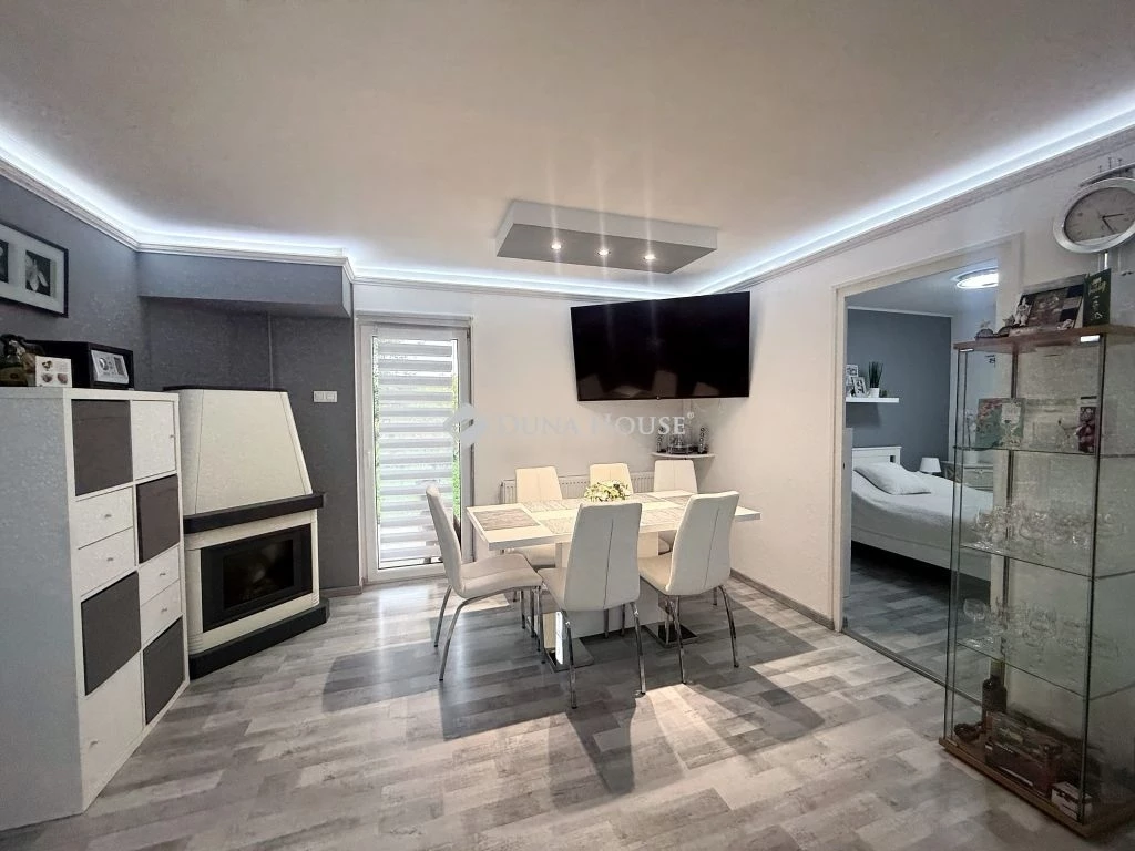 Eladó ház, Polgárdi