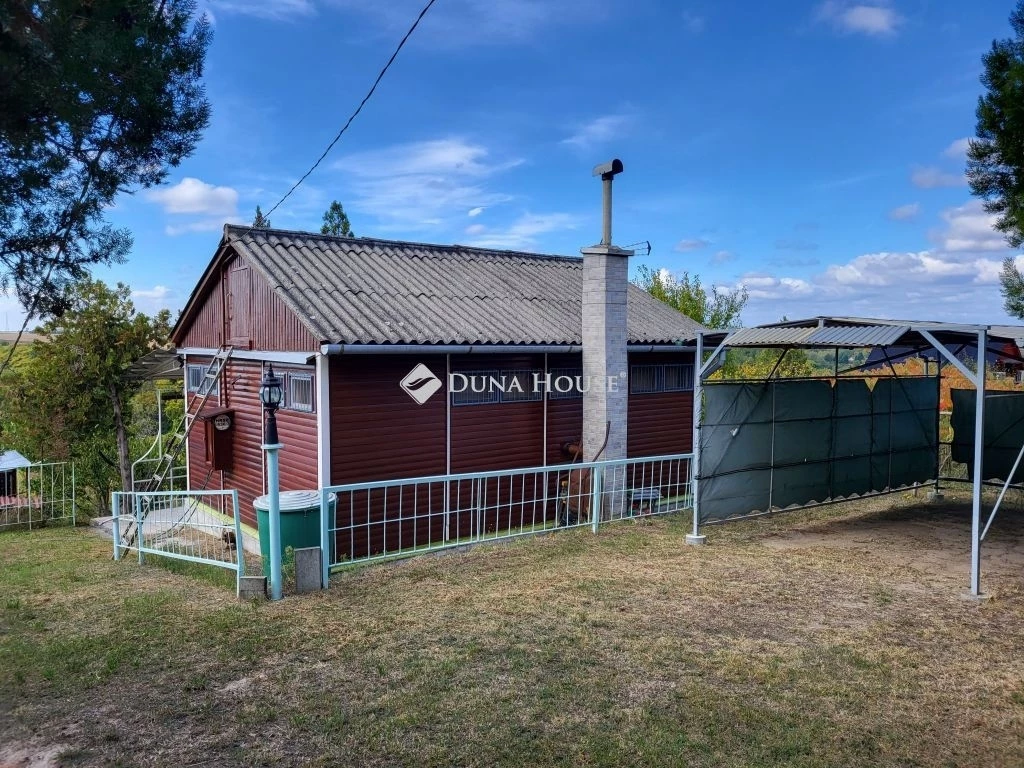 For sale house with a garden, Adony