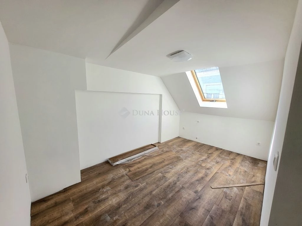 c3-1-name c2-19-name, Budapest IV. kerület, Gárdi Jenő utca