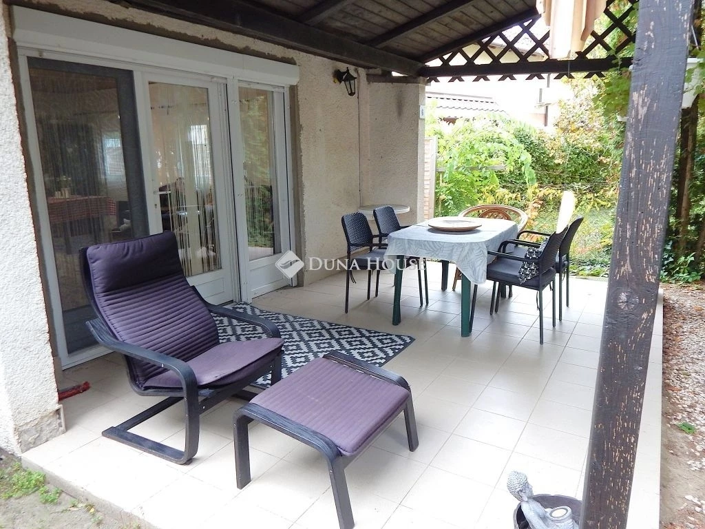 c3-1-name c2-1-name, Siófok, Sóstó