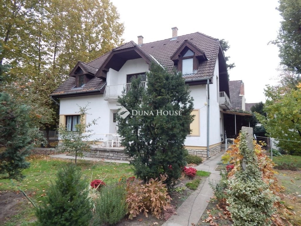 c3-1-name c2-1-name, Siófok, Ezüstpart