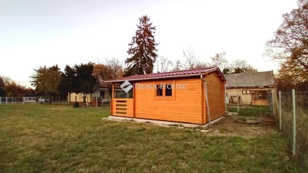 c3-1-name c2-52-name, Siófok